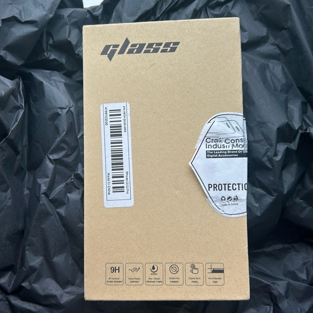 NIB iPhone 12/12pro Privacy Screens (3)